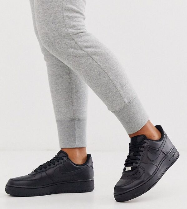 Nike Air Force Low Negras - Imagen 2