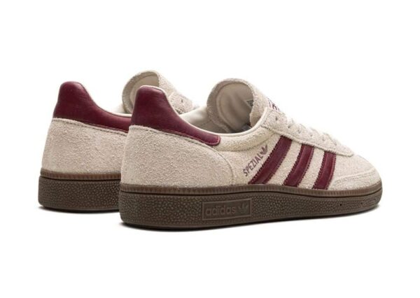 Handball Spezial "Off White/Collegiate Burgundy" - Imagen 3