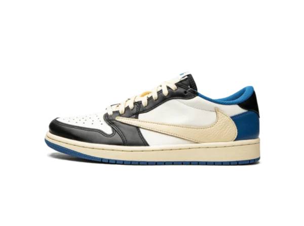 AIR JORDAN 1 LOW OG SP FRAGMENT DESIGN X TRAVIS SCOTT