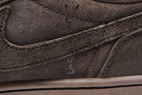 Jordan 1 Retro Low OG SP 'Travis Scott Velvet Brown' - Imagen 3