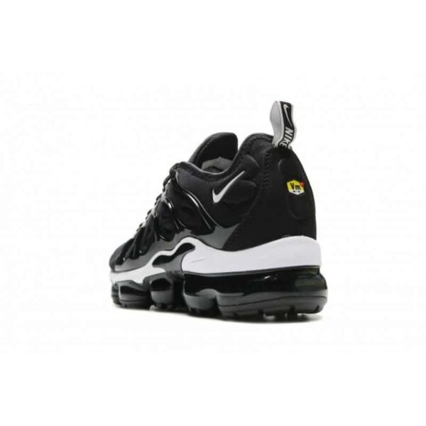 Nike Air Vapormax Plus Negras Blancas - Imagen 3
