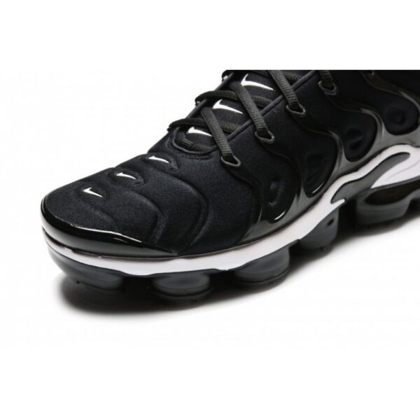 Nike Air Vapormax Plus Negras Blancas - Imagen 4