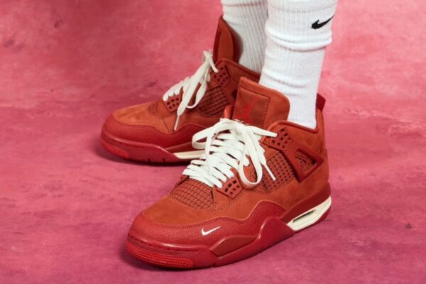 Nigel Sylvester x Air Jordan 4 OG - Imagen 5