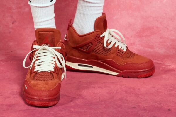 Nigel Sylvester x Air Jordan 4 OG - Imagen 4